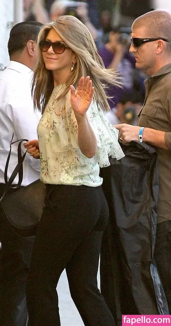 Jennifer Aniston Onlyfans Photo Gallery 