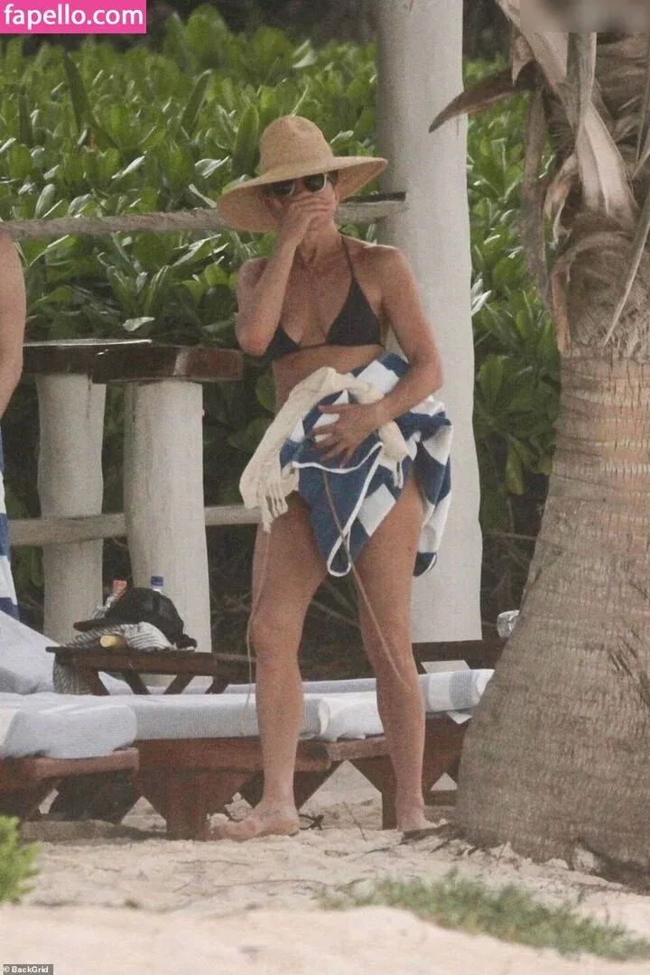 Jennifer Aniston Onlyfans Photo Gallery 