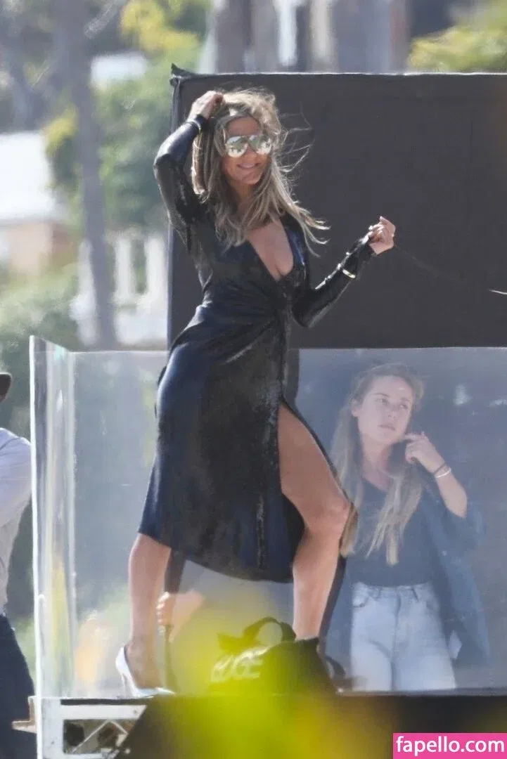 Jennifer Aniston Onlyfans Photo Gallery 