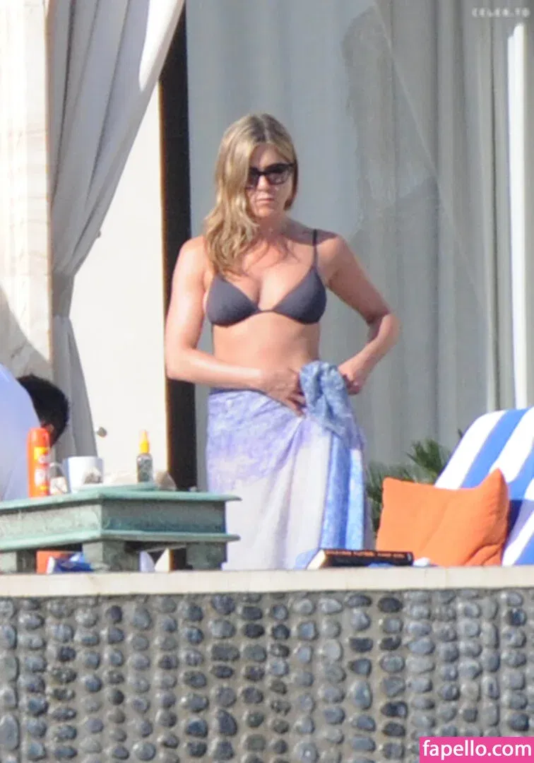 Jennifer Aniston Onlyfans Photo Gallery 