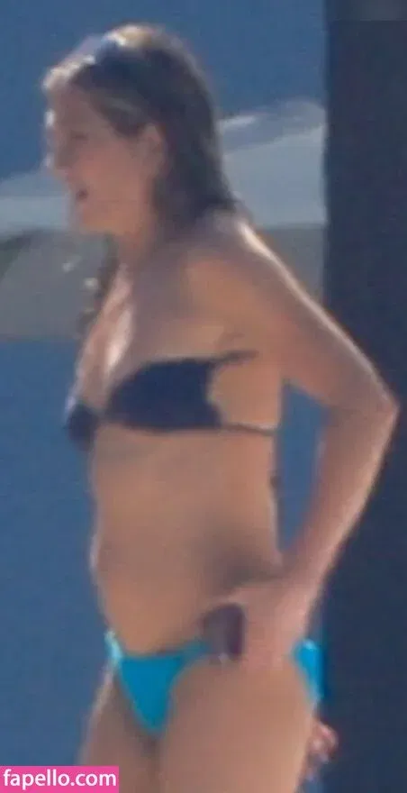 Jennifer Aniston Onlyfans Photo Gallery 