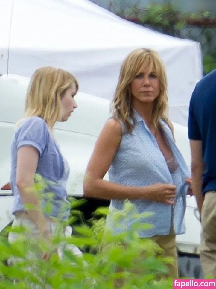 Jennifer Aniston Onlyfans Photo Gallery 