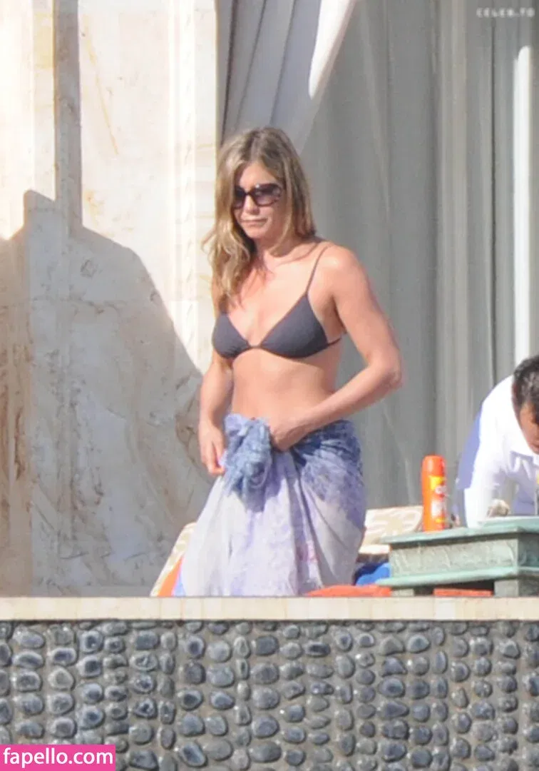 Jennifer Aniston Onlyfans Photo Gallery 