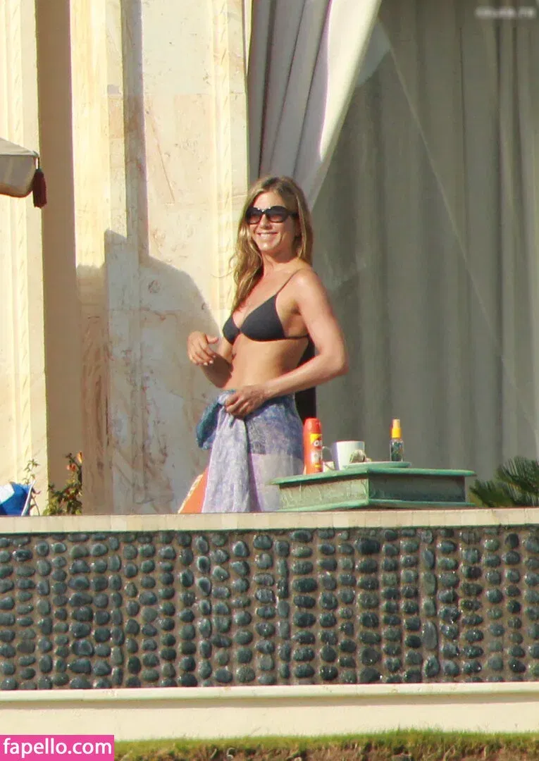 Jennifer Aniston Onlyfans Photo Gallery 