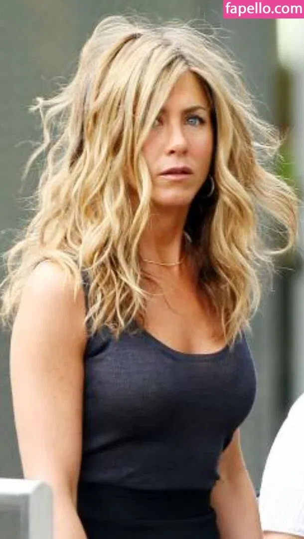 Jennifer Aniston Onlyfans Photo Gallery 