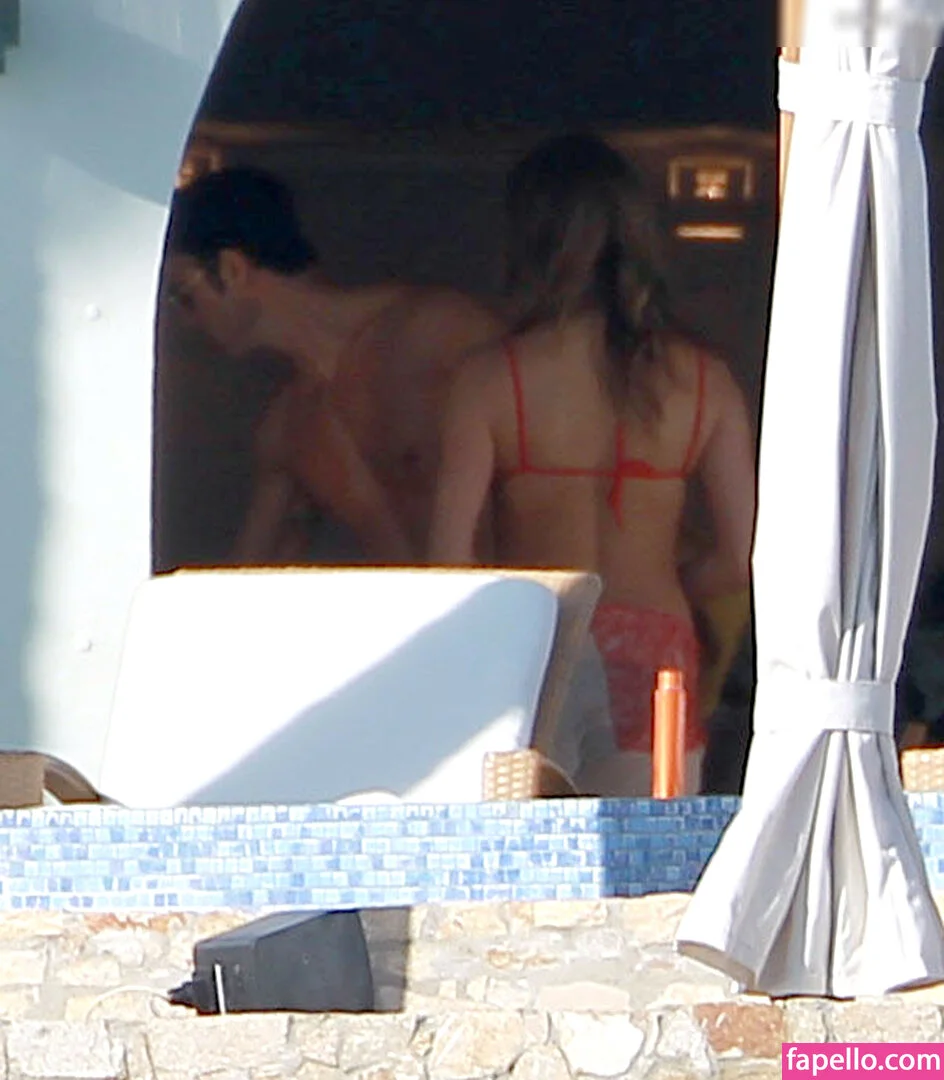 Jennifer Aniston Onlyfans Photo Gallery 