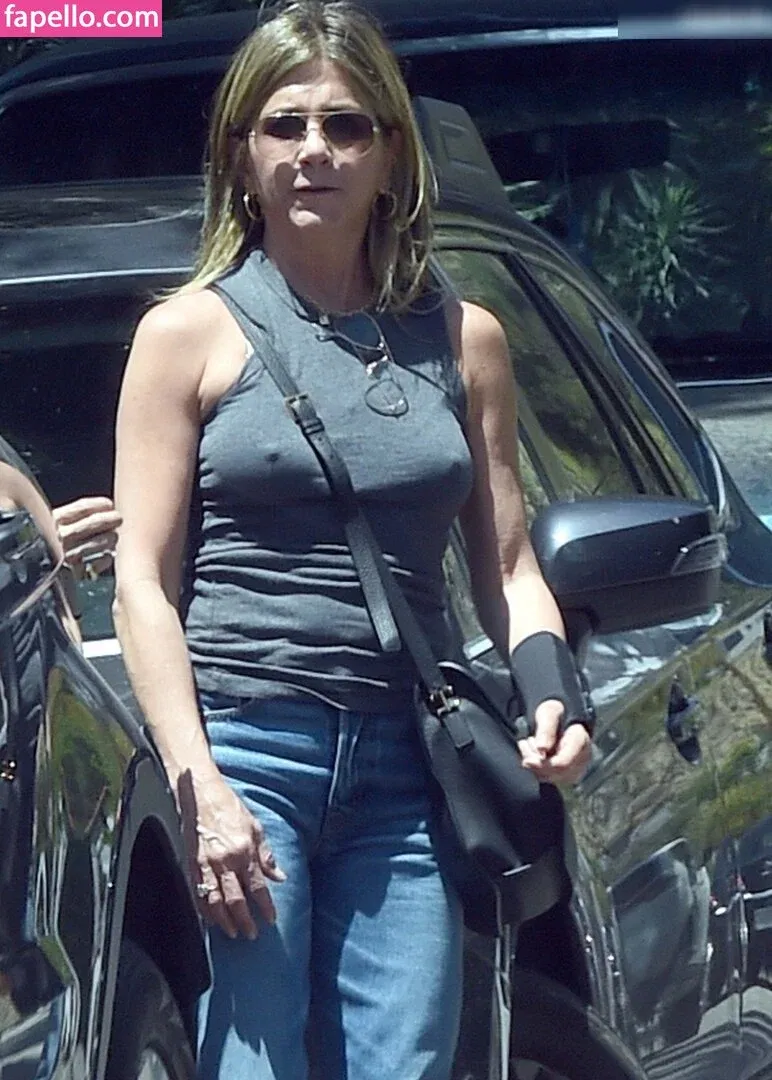 Jennifer Aniston Onlyfans Photo Gallery 