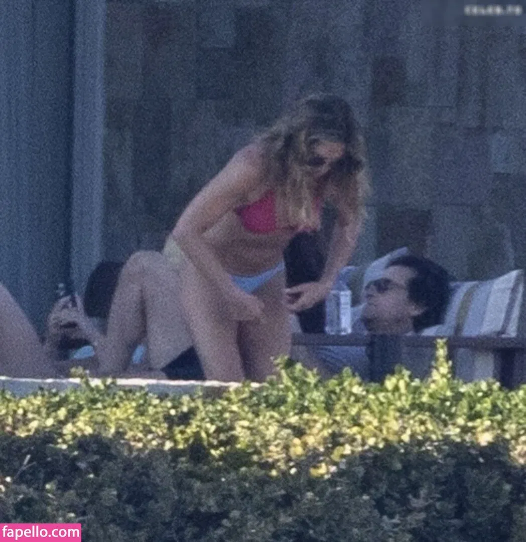 Jennifer Aniston Onlyfans Photo Gallery 