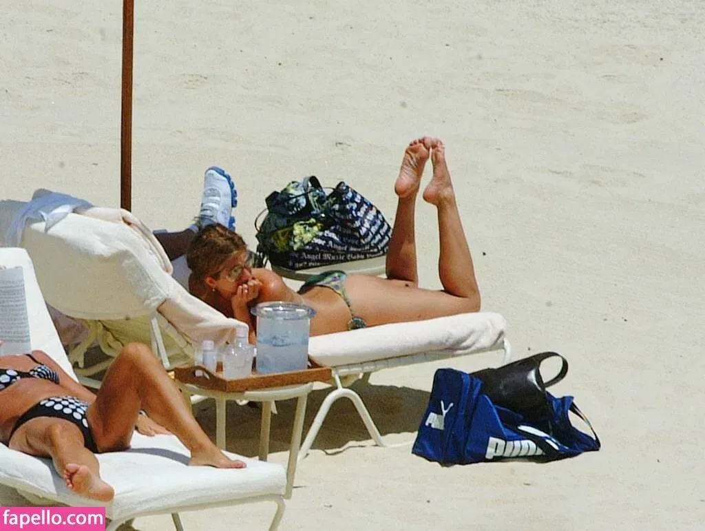 Jennifer Aniston Onlyfans Photo Gallery 