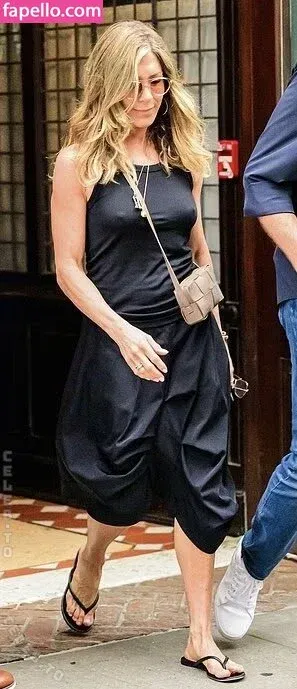 Jennifer Aniston Onlyfans Photo Gallery 