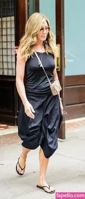 Jennifer Aniston Onlyfans Photo Gallery 