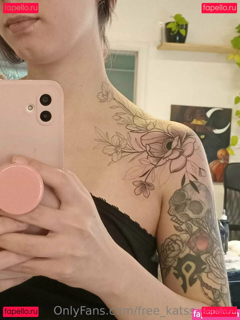 free_katss_kawaii Onlyfans Photo Gallery 