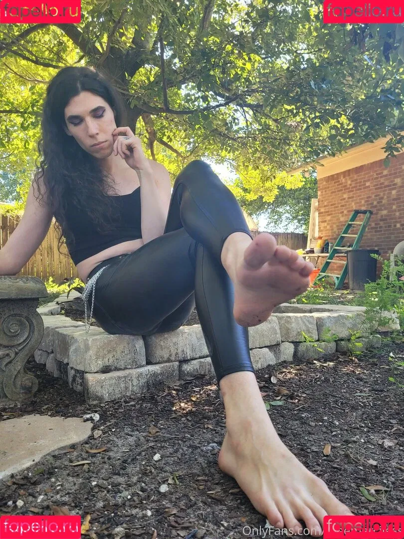 maemerciless Onlyfans Photo Gallery 