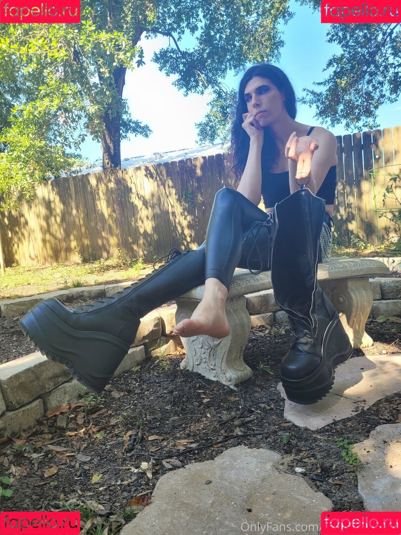 maemerciless Onlyfans Photo Gallery 