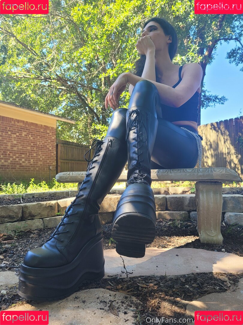 maemerciless Onlyfans Photo Gallery 