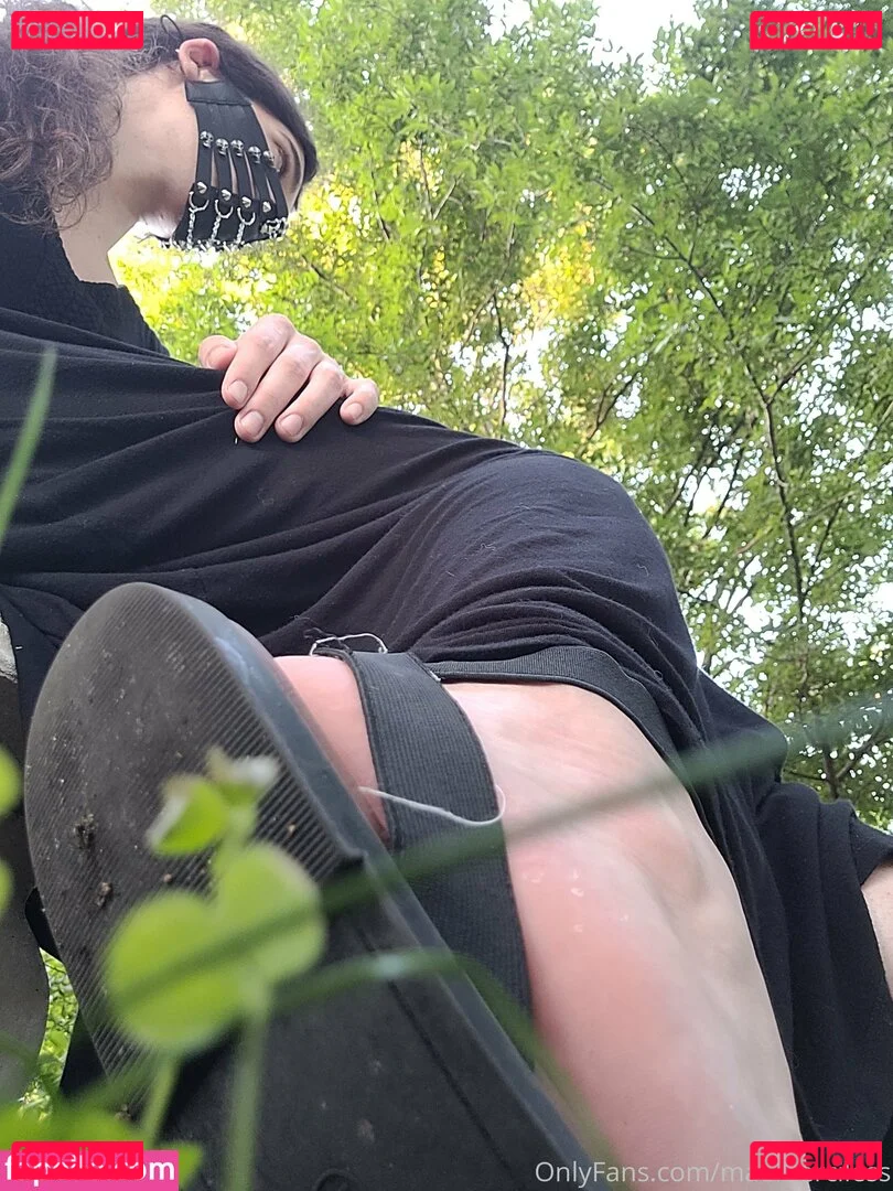 maemerciless Onlyfans Photo Gallery 