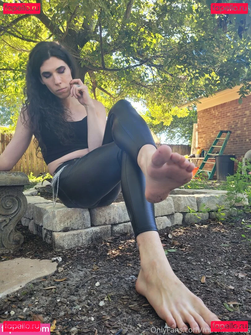 maemerciless Onlyfans Photo Gallery 