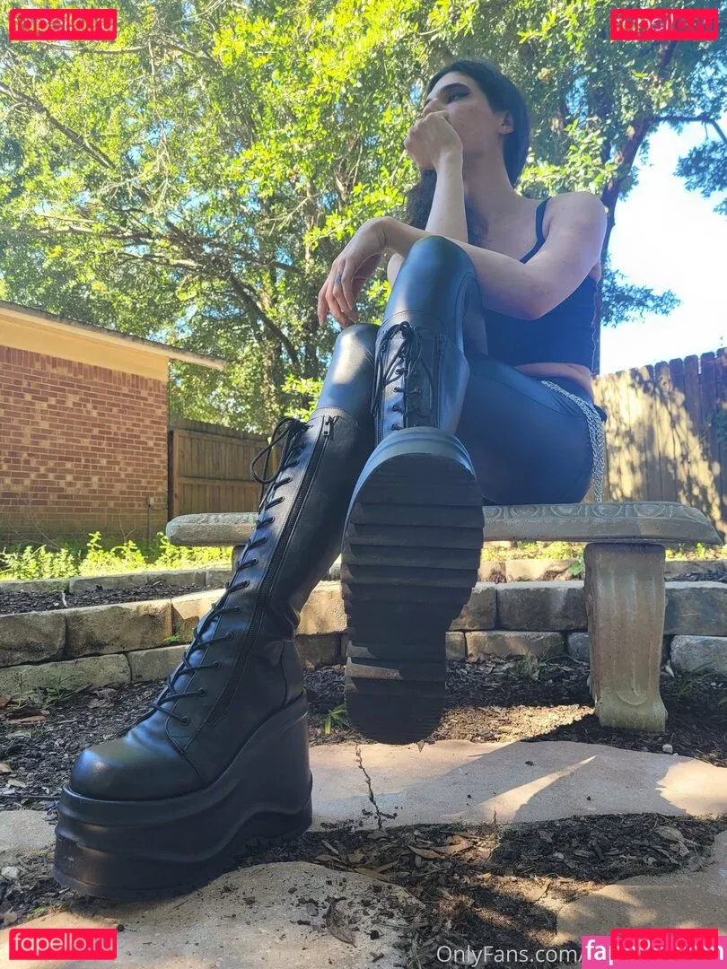 maemerciless Onlyfans Photo Gallery 