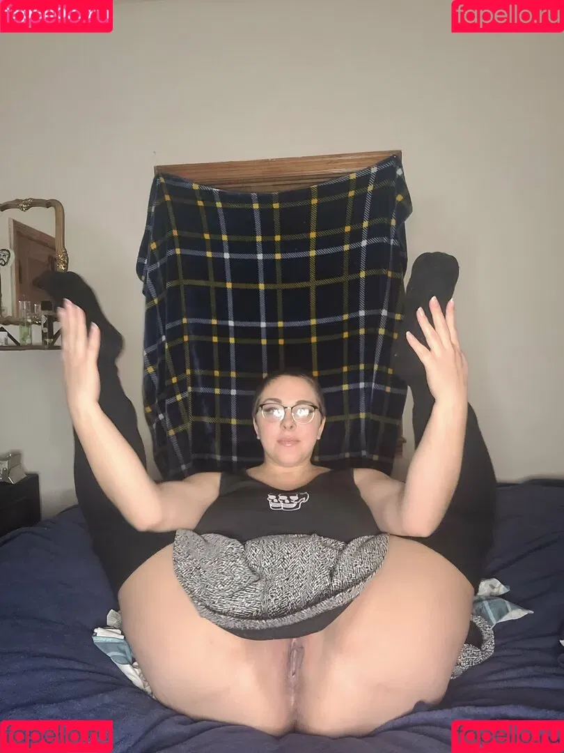 baby_azalea Onlyfans Photo Gallery 