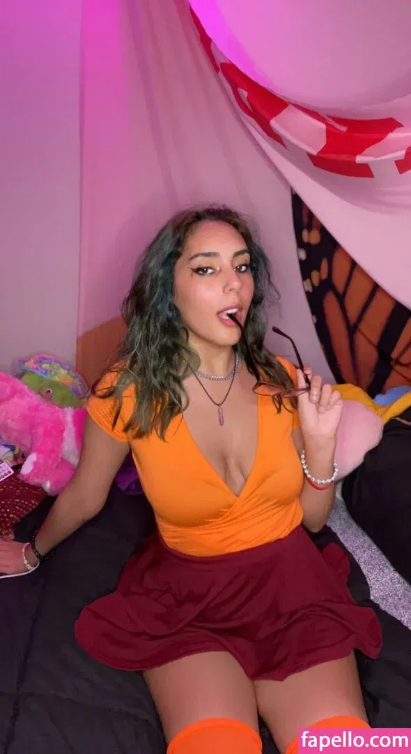 baby_azalea Onlyfans Photo Gallery 