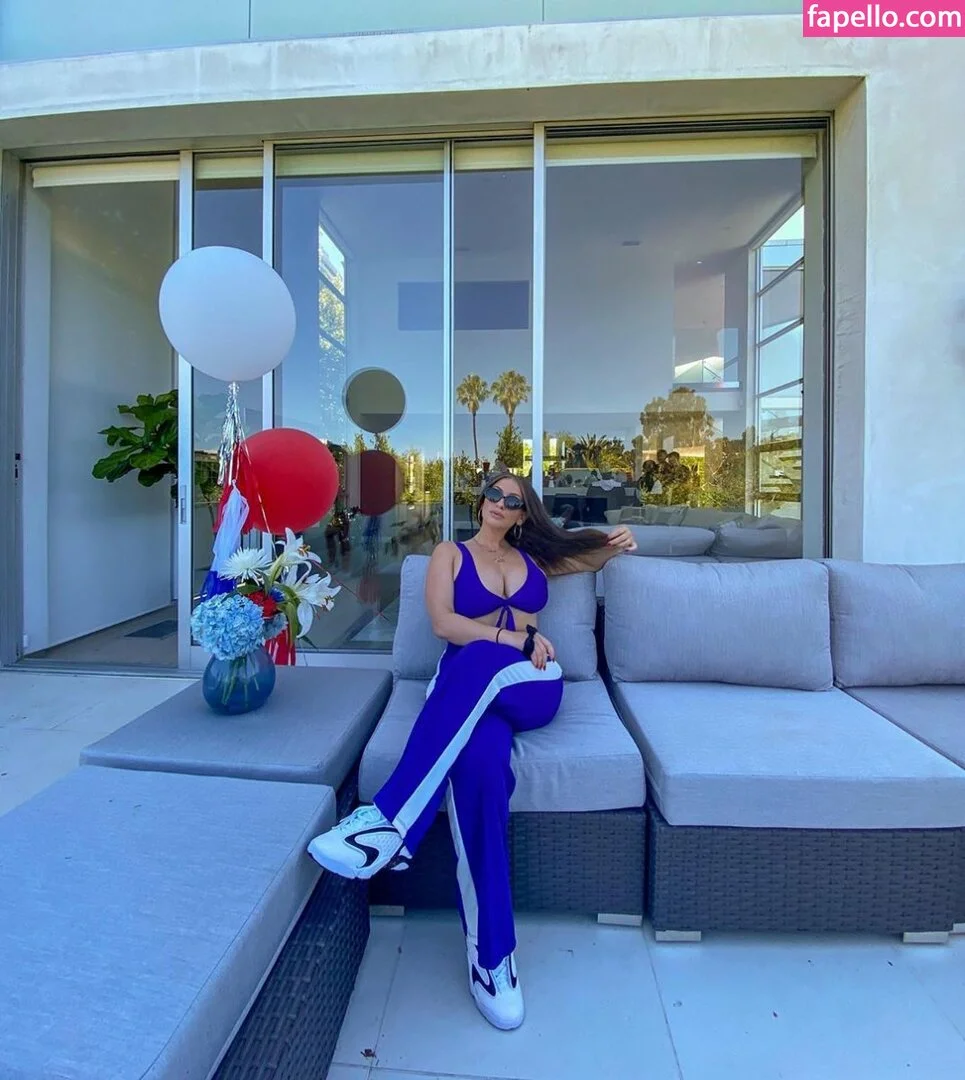 Nikki Kay Onlyfans Photo Gallery 