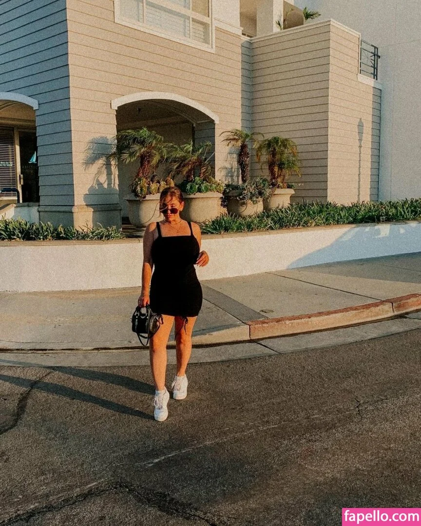 Nikki Kay Onlyfans Photo Gallery 