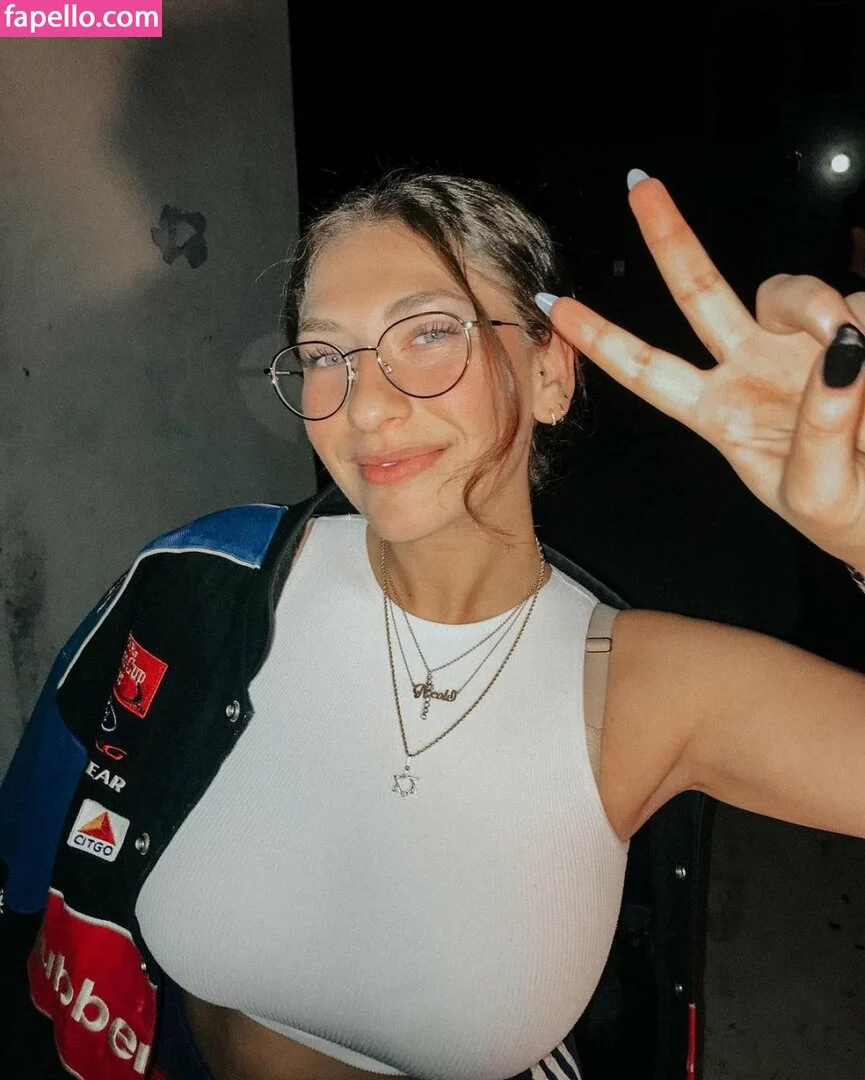 Nikki Kay Onlyfans Photo Gallery 