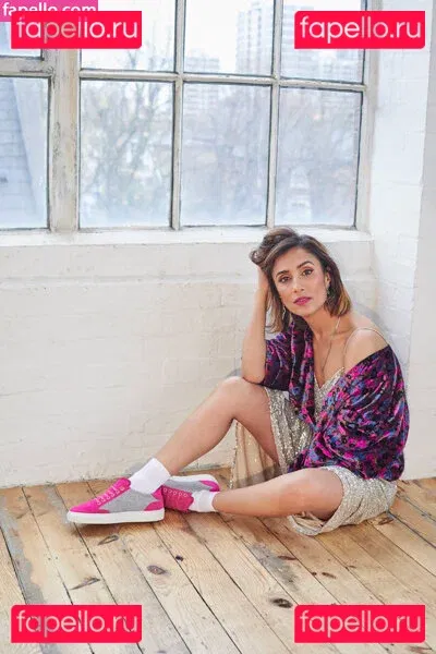 Anita Rani Onlyfans Photo Gallery 