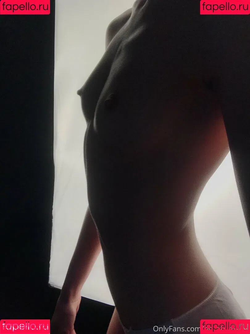 evaava_free Onlyfans Photo Gallery 