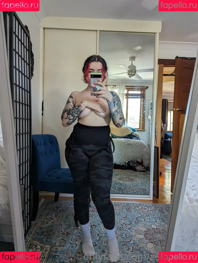 Zalaria Cosplay Onlyfans Photo Gallery 
