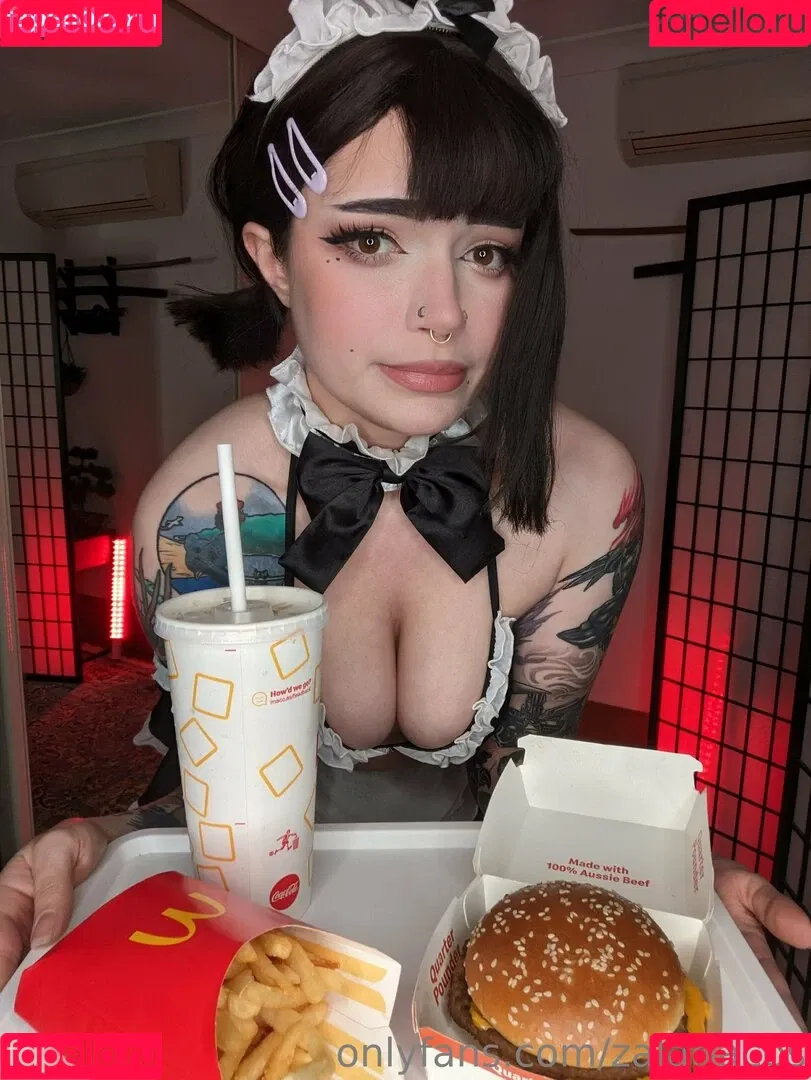 Zalaria Cosplay Onlyfans Photo Gallery 