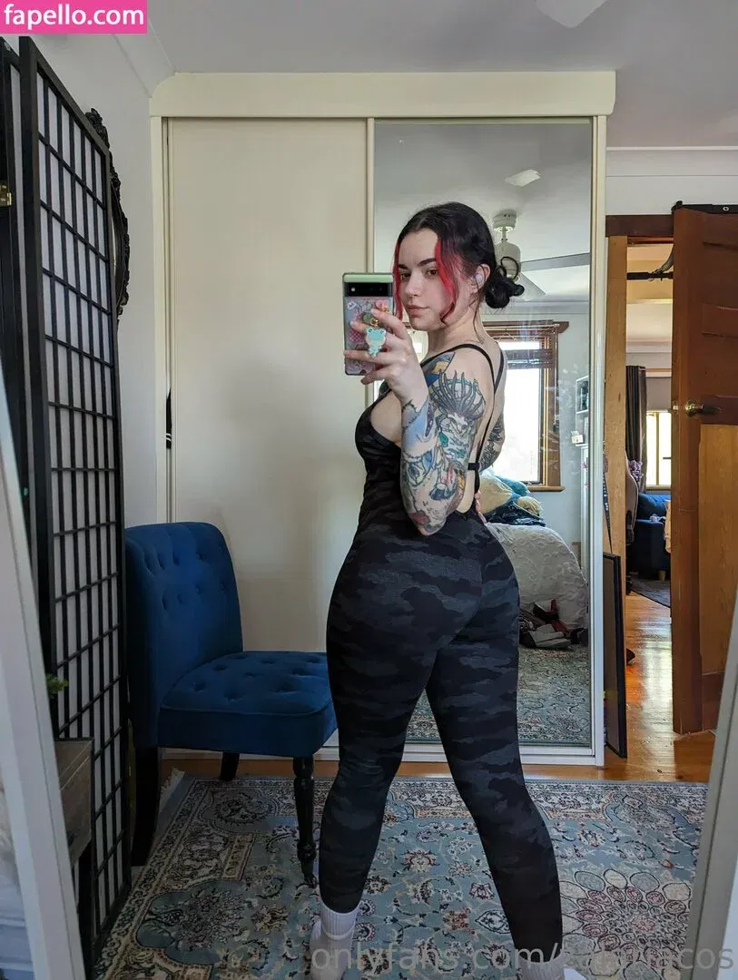 Zalaria Cosplay Onlyfans Photo Gallery 