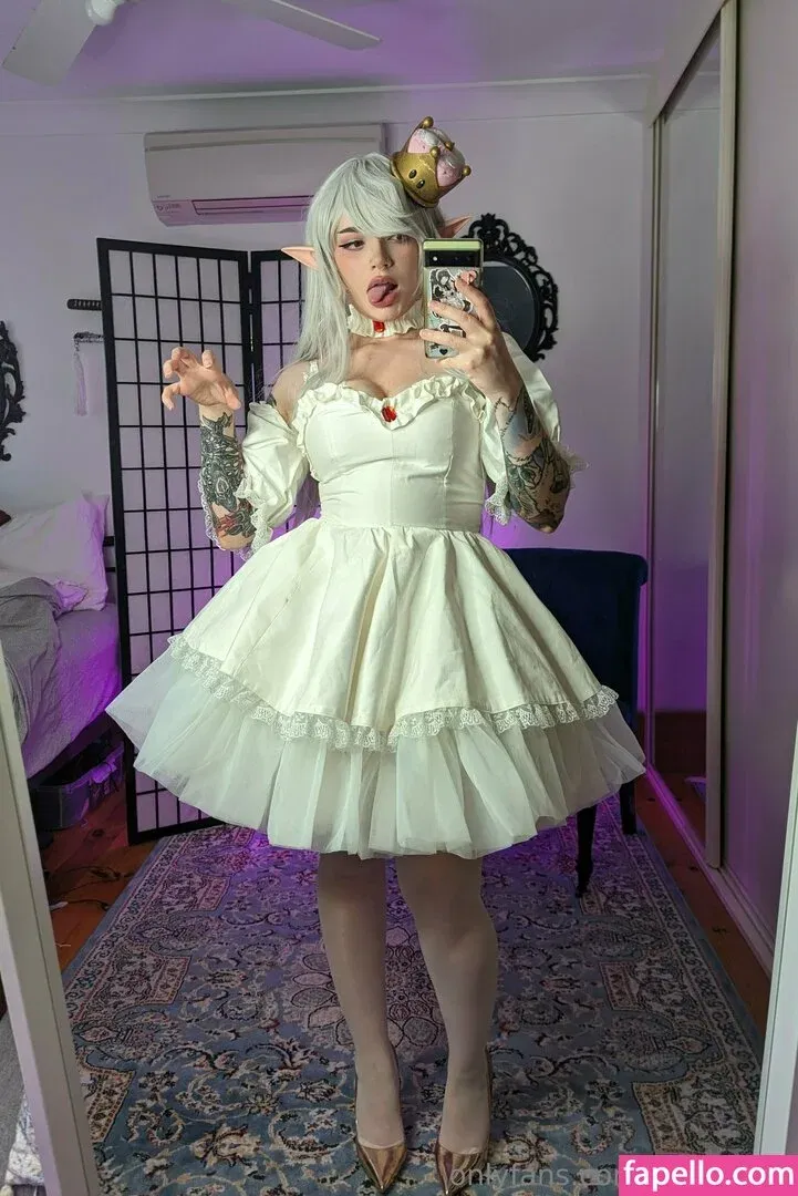 Zalaria Cosplay Onlyfans Photo Gallery 