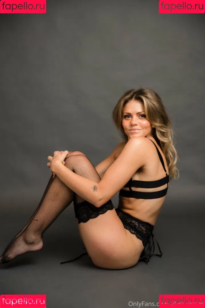 alyssagreen Onlyfans Photo Gallery 