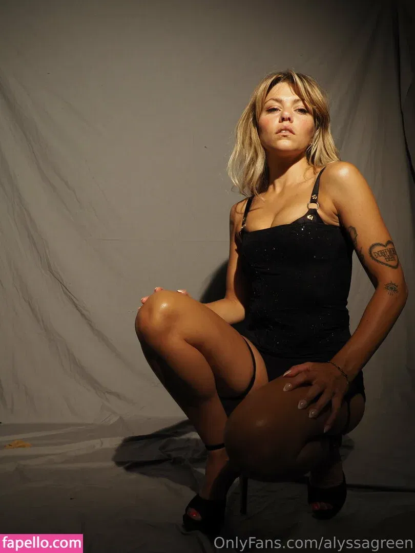 alyssagreen Onlyfans Photo Gallery 