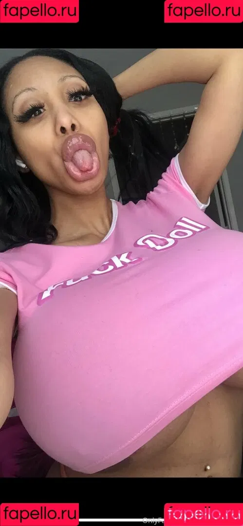 realrubysunset Onlyfans Photo Gallery 