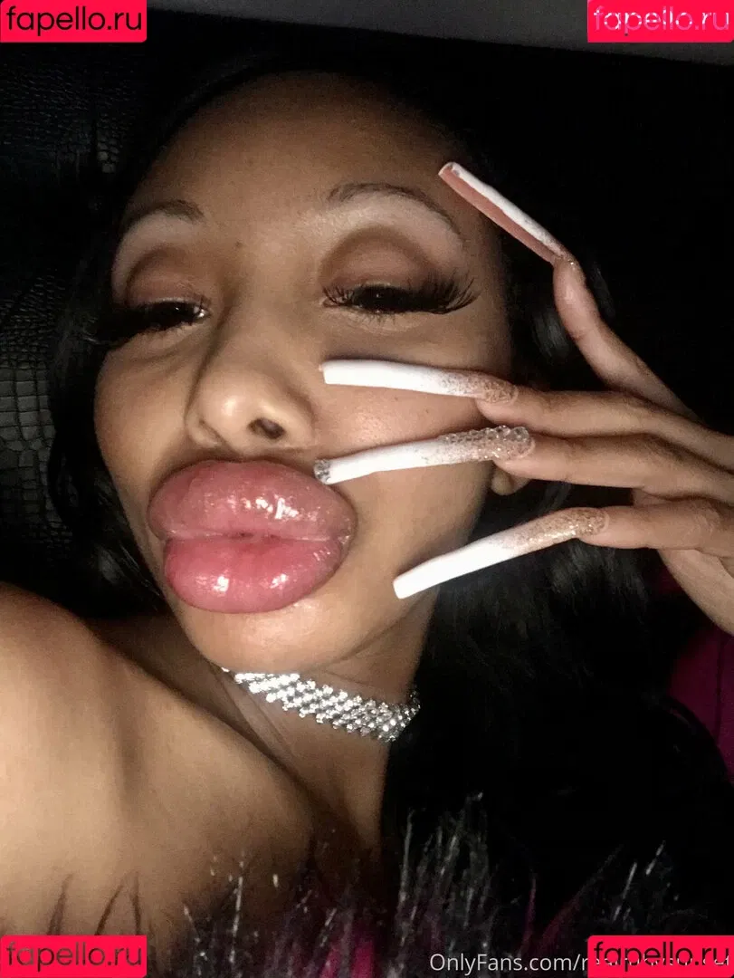 realrubysunset Onlyfans Photo Gallery 