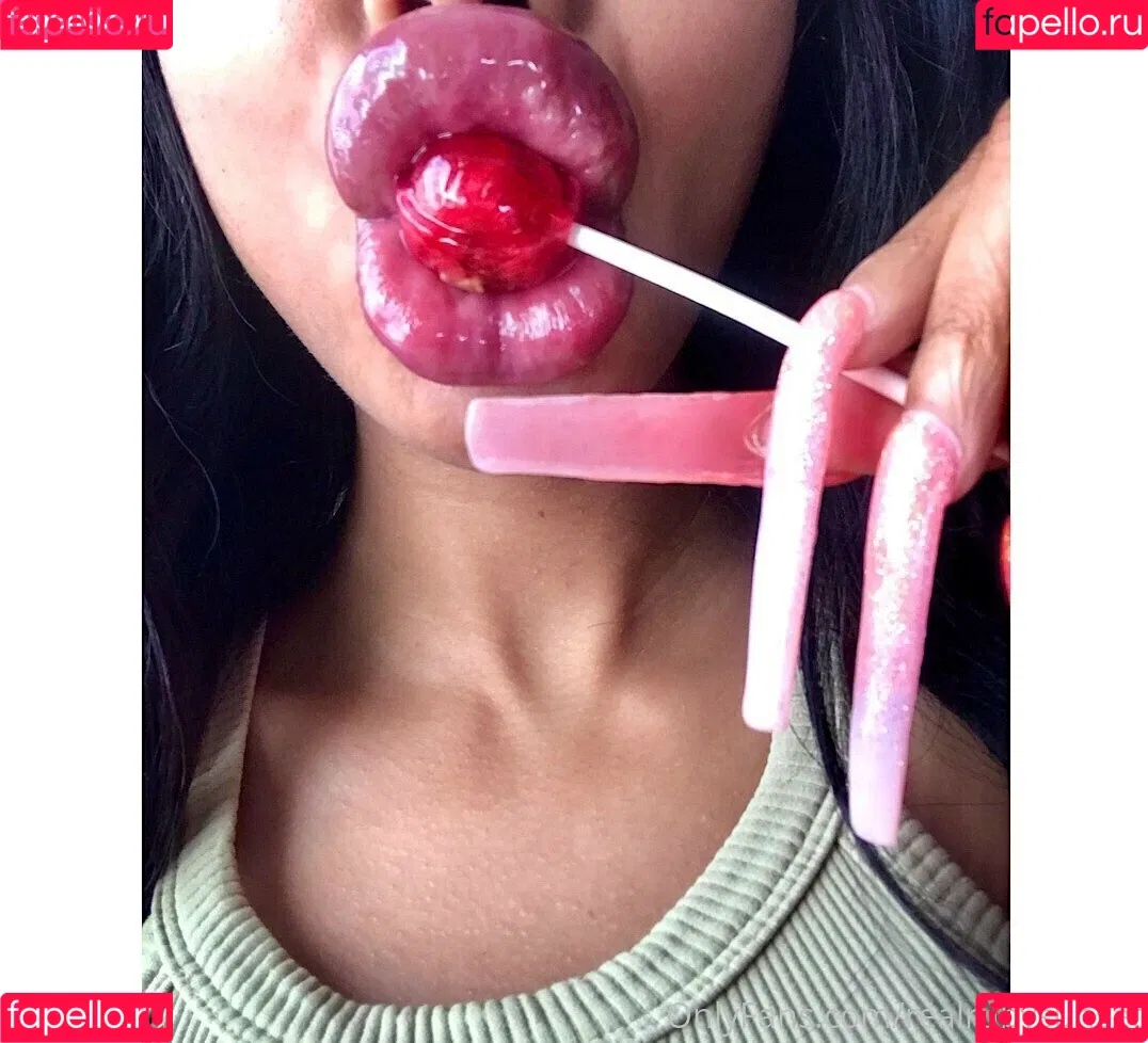 realrubysunset Onlyfans Photo Gallery 