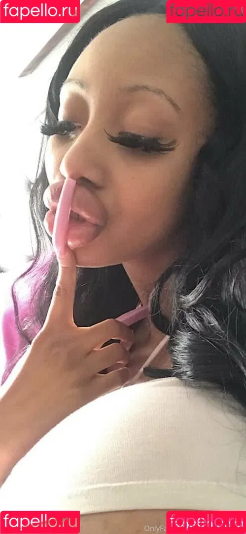 realrubysunset Onlyfans Photo Gallery 