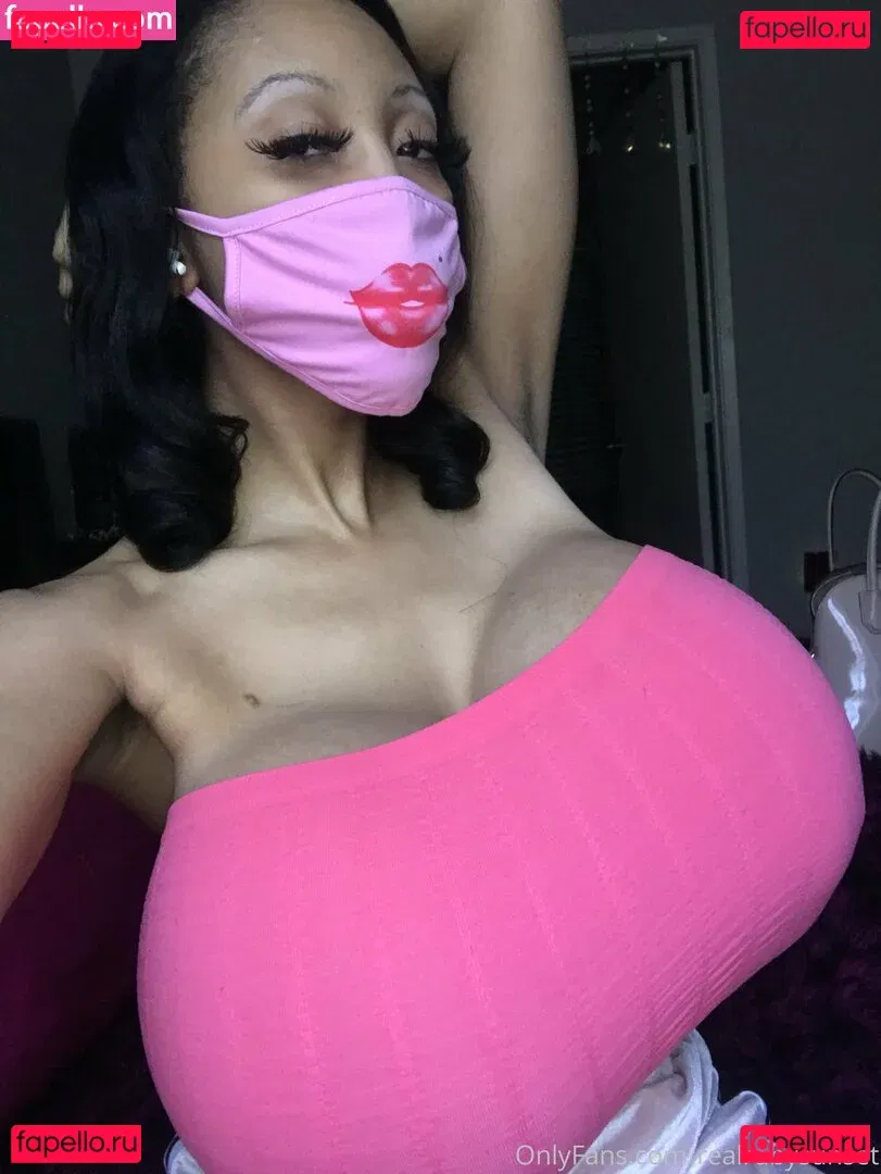 realrubysunset Onlyfans Photo Gallery 