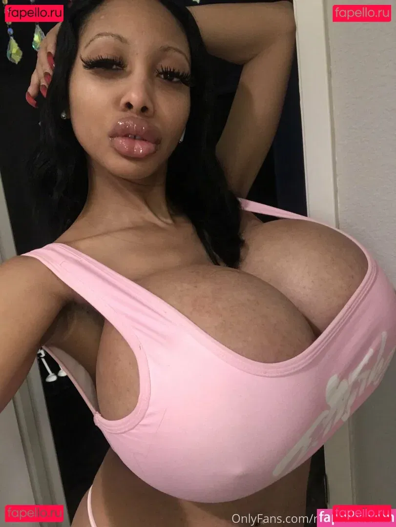 realrubysunset Onlyfans Photo Gallery 