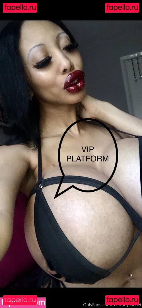 realrubysunset Onlyfans Photo Gallery 