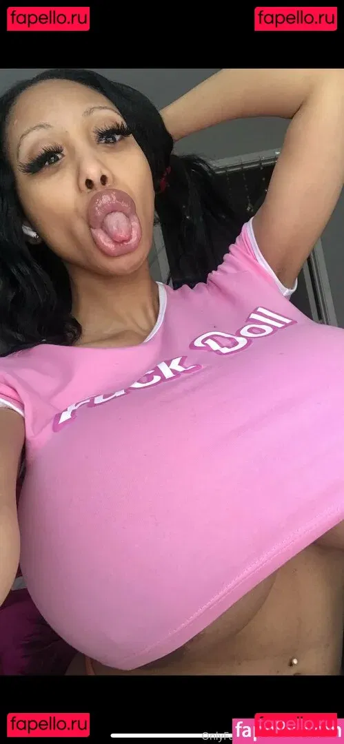 realrubysunset Onlyfans Photo Gallery 