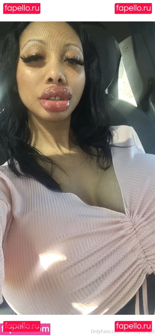 realrubysunset Onlyfans Photo Gallery 