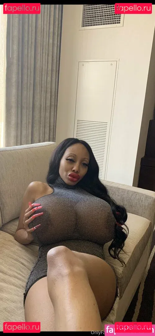 realrubysunset Onlyfans Photo Gallery 