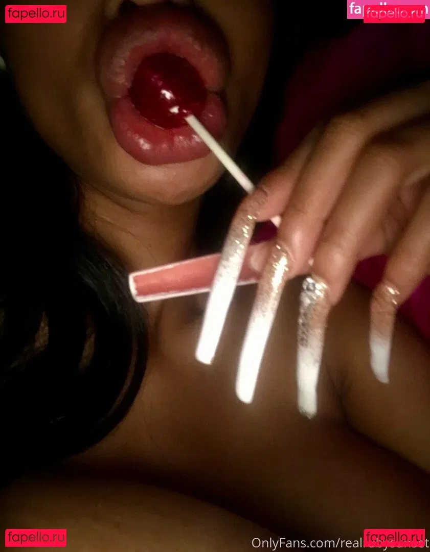 realrubysunset Onlyfans Photo Gallery 