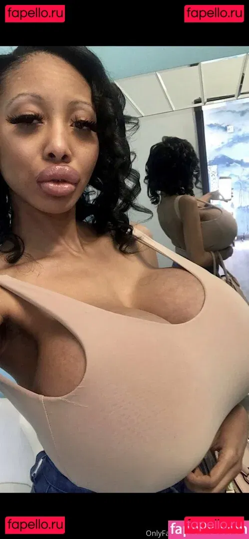 realrubysunset Onlyfans Photo Gallery 