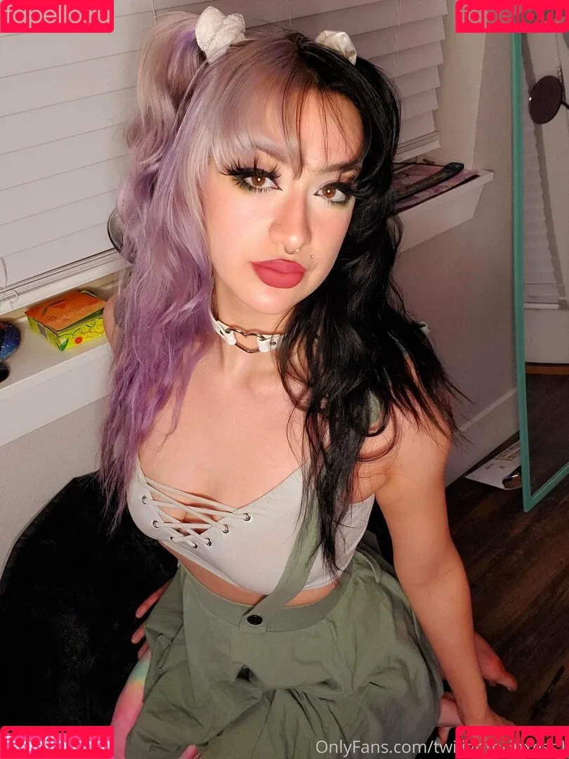 twilightprinxess1 Onlyfans Photo Gallery 