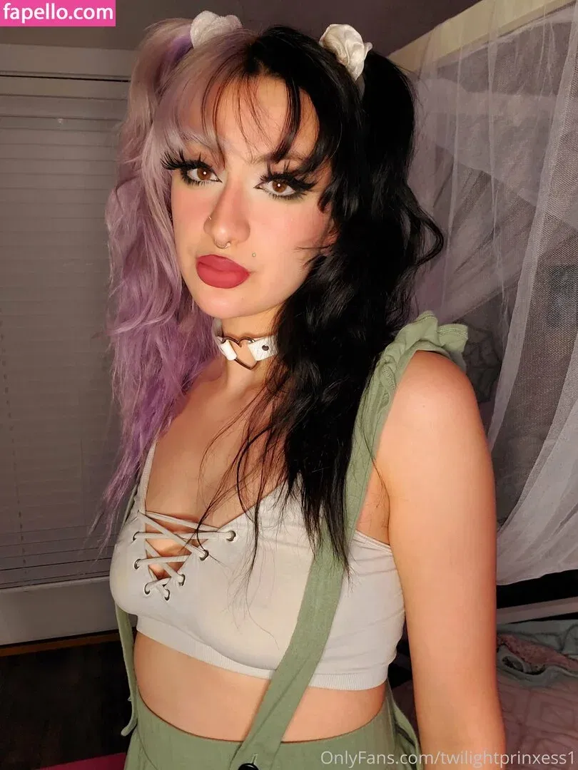 twilightprinxess1 Onlyfans Photo Gallery 