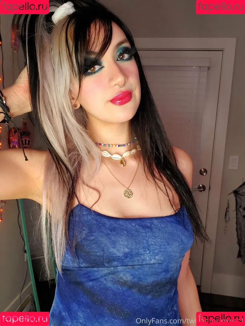 twilightprinxess1 Onlyfans Photo Gallery 